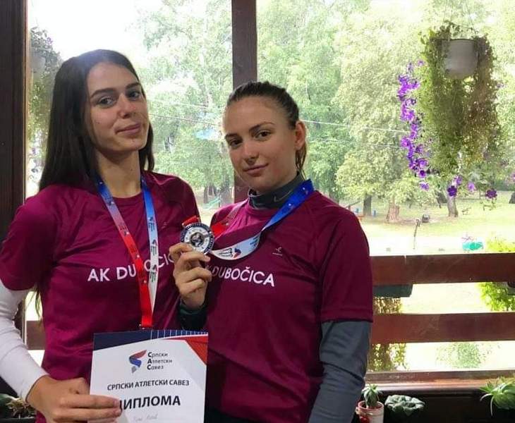Marija i Tanja donele srebro u Leskovac sa državnog prvenstva u sportskom hodanju