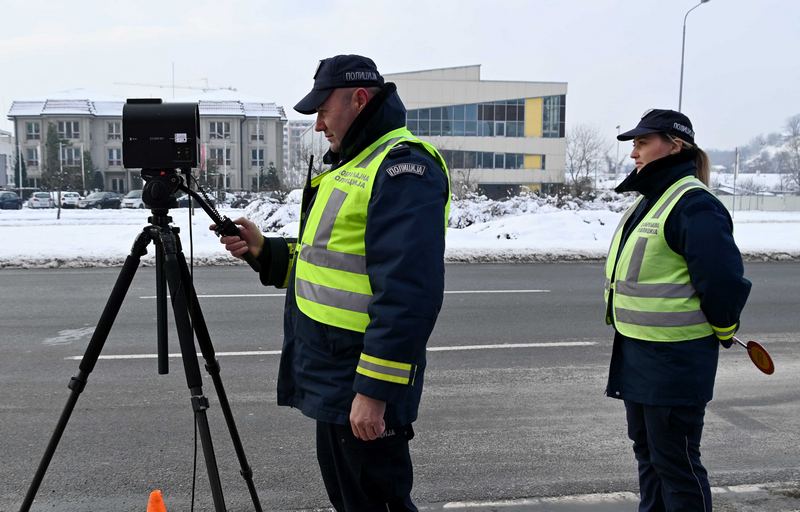 MUP: Od sutra pojačana kontrola saobraćaja autobusa i teretnih vozila