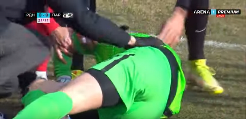 Golman Partizana ležao bez svesti na utakmici u Nišu, lekari utrčali, prekinuta igra (video)