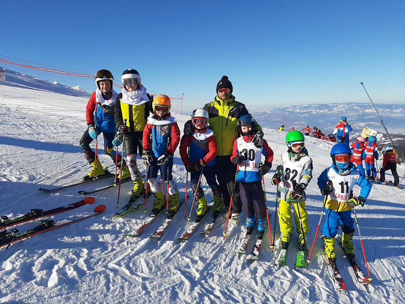 Skijaši Skišakog kluba „Besna kobila“ osvojili tri zlatne medalje
