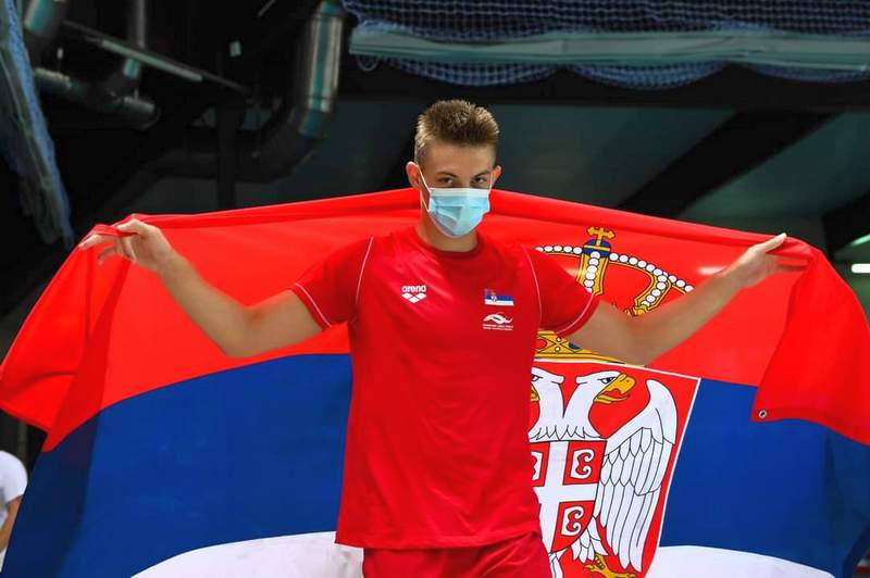 Uroš Živanović osvojio 7 medalja na takmičenju u Sloveniji