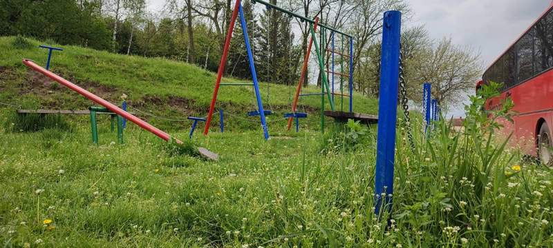 Za vikend uklanjanje divlje deponije kod škole u Sinkovcu