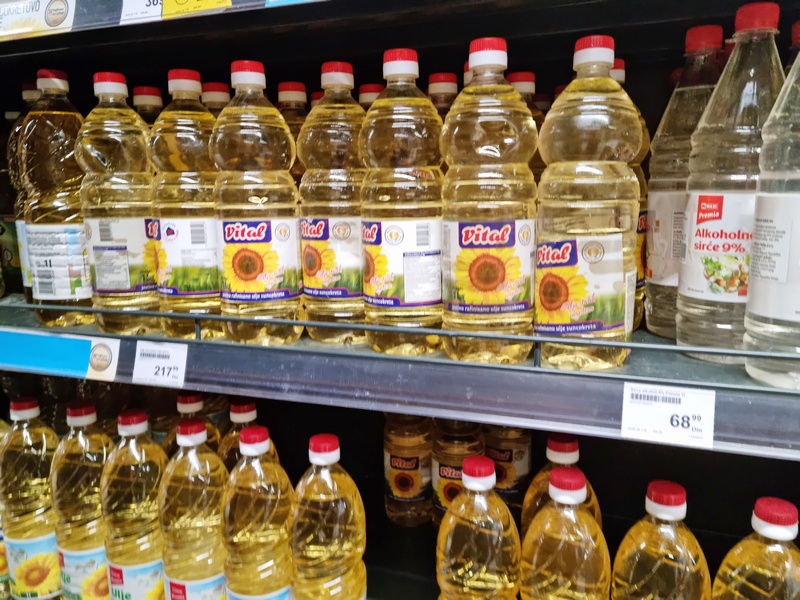 Vlada Srbije ograničila cenu jestivog suncokretovog ulja