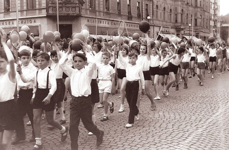 Danas je 25. maj, u SFRJ je slavljen kao rođendn druga Tita i Dan mladosti