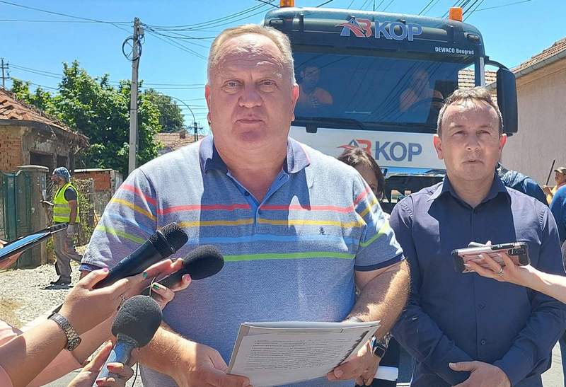 Gradonačelnik Leskovca: Ne daj bože da se pretnje ostvare – po školama i policajci u civilu