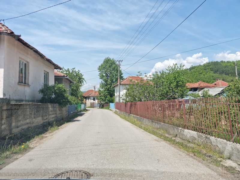 Selo Masurica ispod Vardenika primer urbanog sela (video)