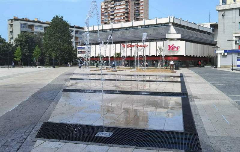 Gradonačelnik Leskovca: Lepšu fontanu od leskovačke nisam video nigde na svetu (video)