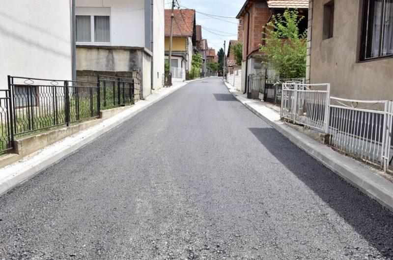 Stanovnici Ulice Zorana Radmilovića dobili asfalt