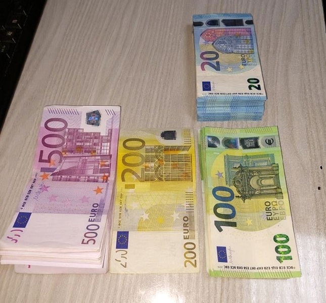 Otkriveno skoro 30.000 neprijavljenih evra