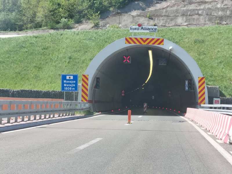 Zbog pranja tunela Predejane i Manajle od ponedeljka izemena saobraćaja na toj deonici