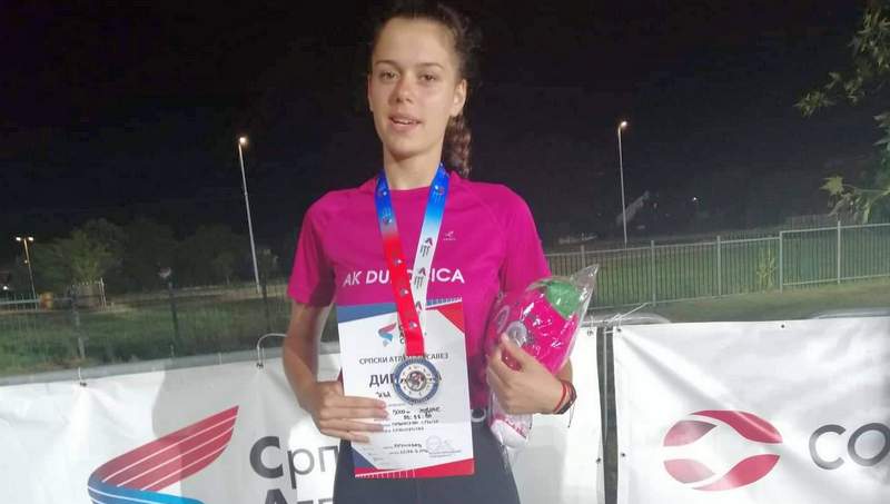 Tanja Antić iz Leskovca osvojila treće mesto na Prvenstvu Srbije u atletici