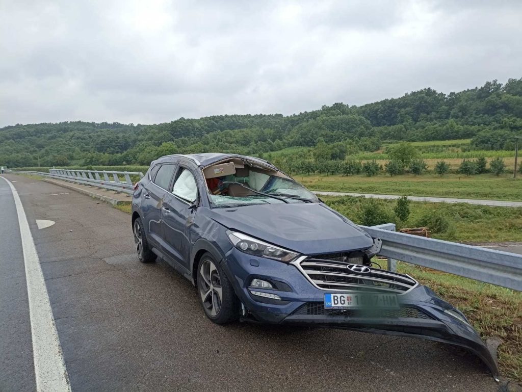 Petoro povređenih u današnjem udesu na auto-putu kod Leskovca