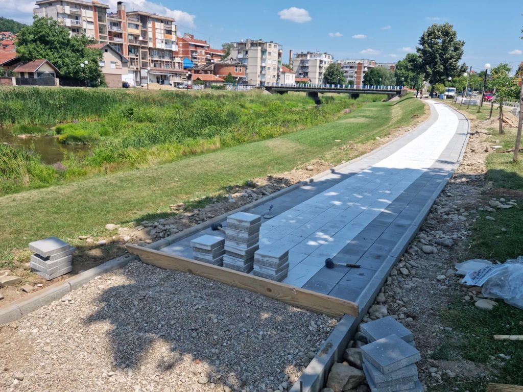 Gradi se šetalište pored Jablanice