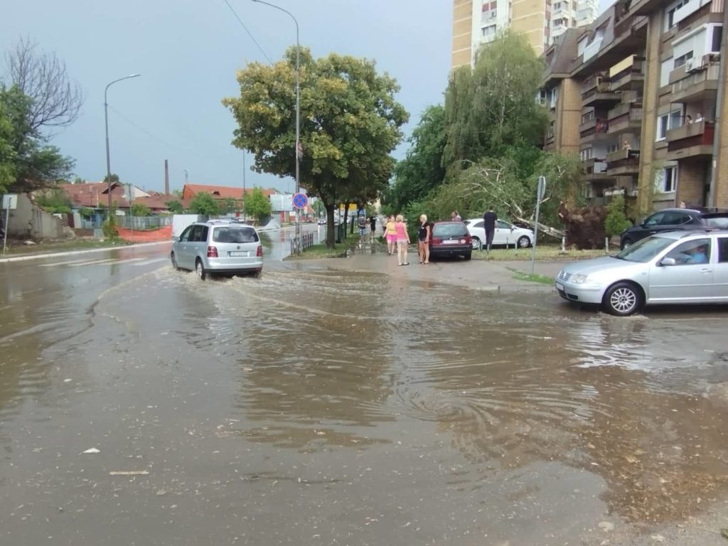 Za vikend i početkom naredne nedelje sneg, danas na jugu Srbije razvedravanje