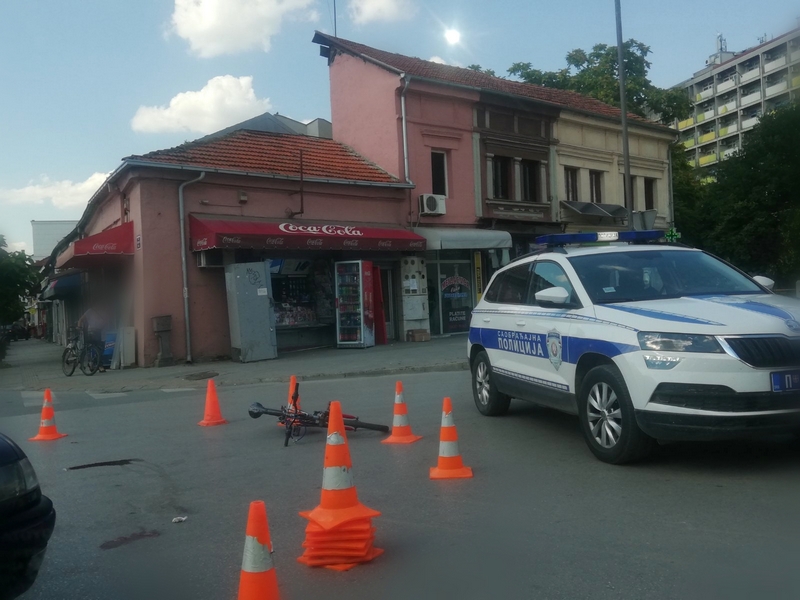 Težak udes kod Glavne pošte u Leskovcu, povređena žena