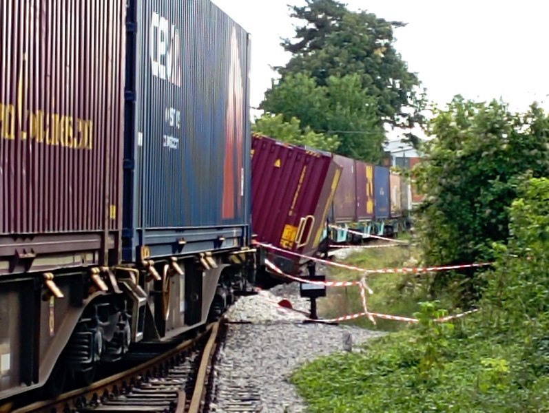 Normalizovan železnički saobraćaj posle ispadanja dva vagona na pruzi u Pirotu