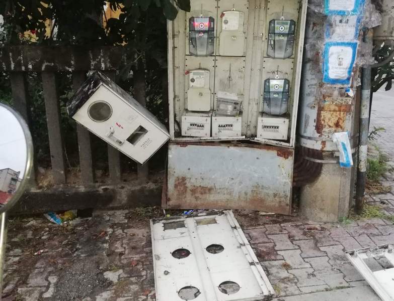 Leskovac: Na meti vandala strujomeri na javnim mestima
