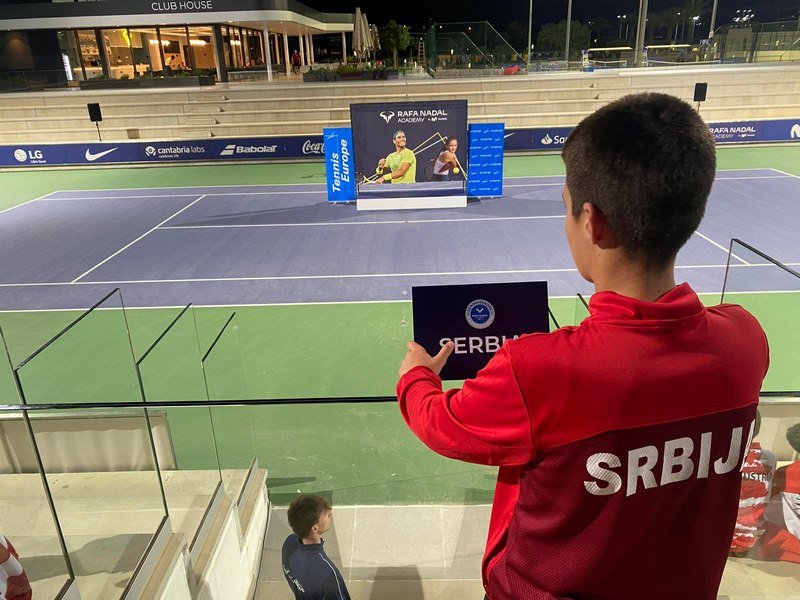 Teniser Pavle Stojiljković iz Leskovca stekao nova iskustva na Akademiji Rafaela Nadala
