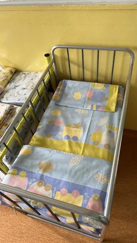 Grawe osiguranje donirao 79 posteljina na Dečijem odeljenju vranjske bolnice