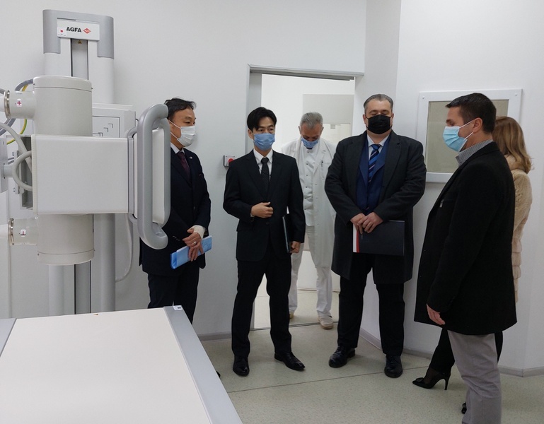 Specijalna bolnica u Surdulici dobila novi rendgen aparat od Vlade Japana