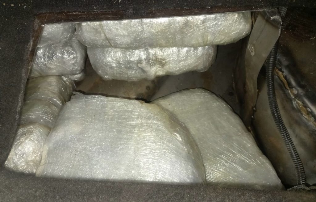 U gepeku automobila sakrili 40 kilograma marihuane