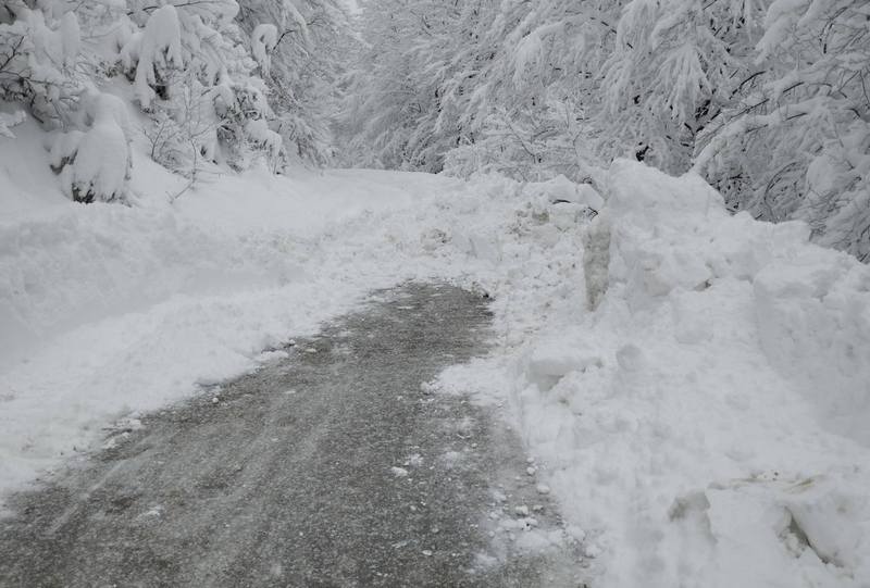 Putevi Srbije: Oprez u saobraćaju zbog najavljenih snežnih padavina