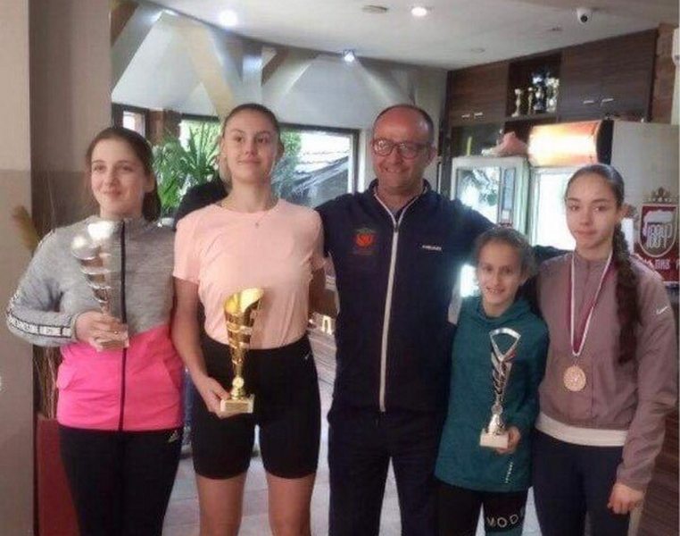 Teniseri TK Šumice nastavljaju sa uspesima, Jevrosima Mitić osvojila je prvo mesto na prvenstvu u Nišu