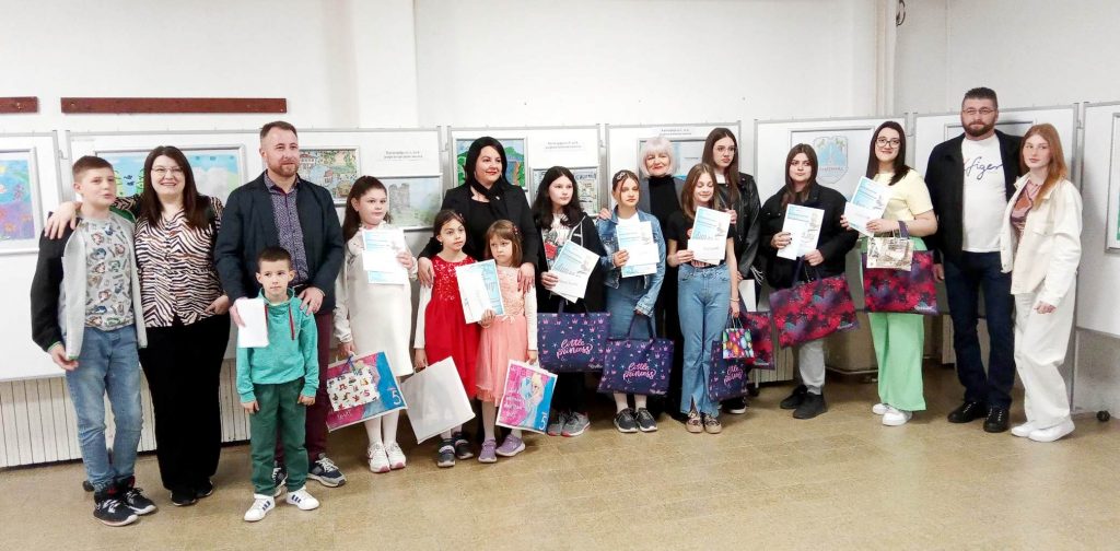 Preko 100 radova stiglo na 3. Dečji prolećni likovni salon u Vlasotincu