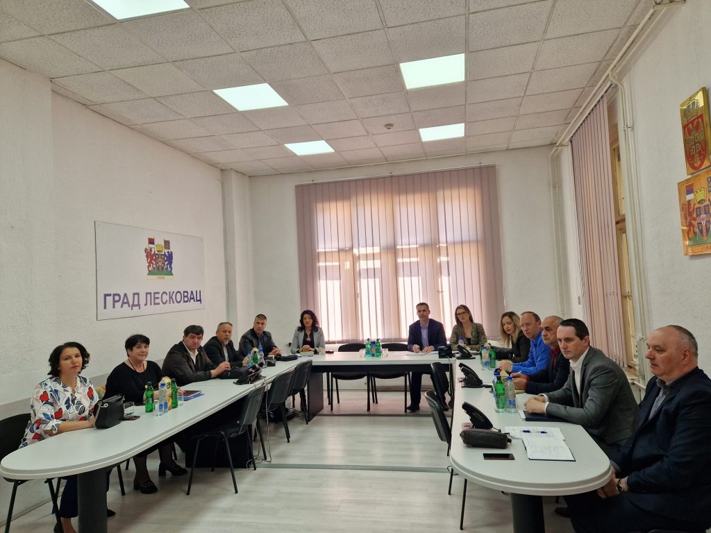 Održan sastanak o pitanjima opšte bezbednosti i bezbednosti u obrazovnim ustanovama na teritoriji grada Leskovca