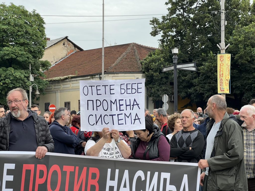 Studenti u Nišu poručili da je protest ispit, Banjac najavio blokadu još deset gradova, ukoliko zahtevi ne budu ispunjeni