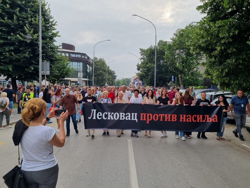 Ove nedelje protesti u 29 gradova u Srbiji, biće blokirani autoput i međunarodne pruge