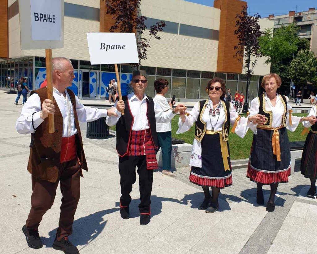 Vranjski penzioneri osvojili treće mesto na festivalu folklora u Leskovcu