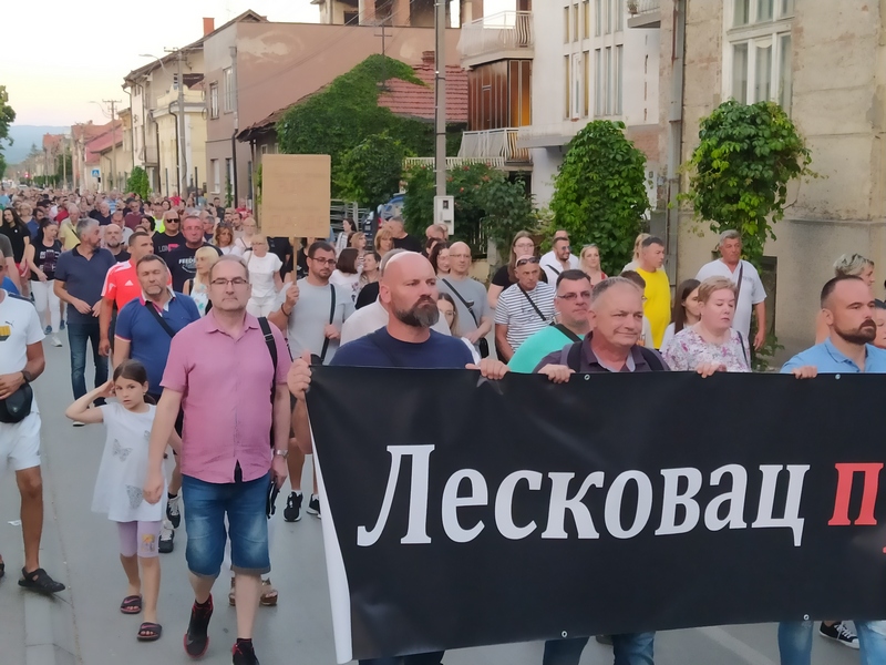 Odložena šetnja protestna šetnja „Leskovac protiv nasilja“ zbog Roštiljijade