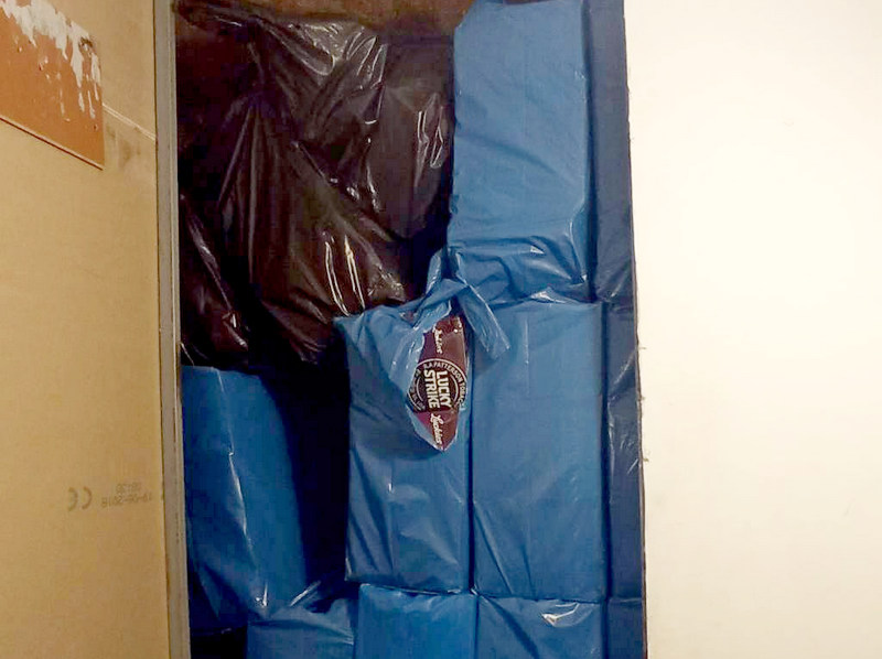 Leskovčanin u kućnom bunkeru krio 470 kilograma rezanog duvana, mera zabrana izlaska iz stana