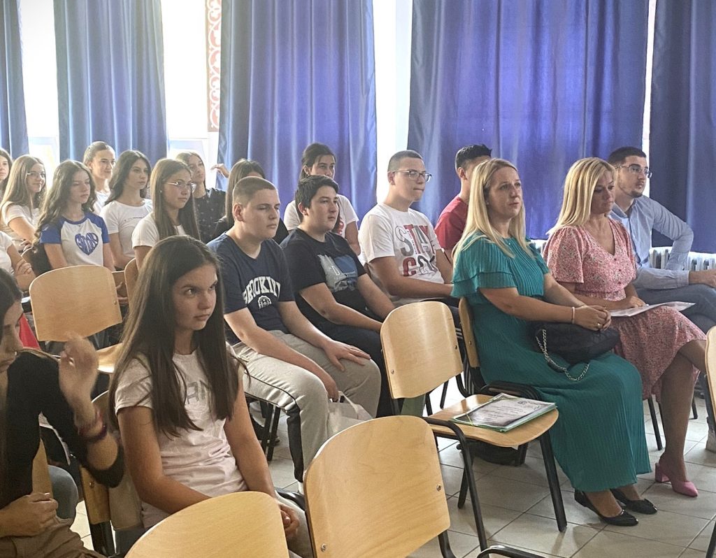Petrović učenicima prvog razreda Gimnazije: Uveren sam da ste napravili dobar izbor
