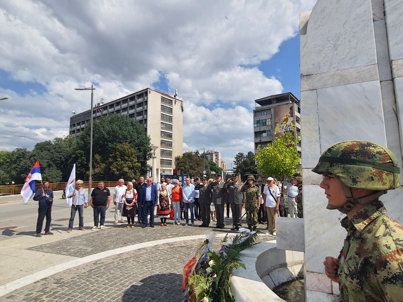 I posle 79 godina sećanja na žrtve savezničkog bombardovanja u Leskovcu ne blede