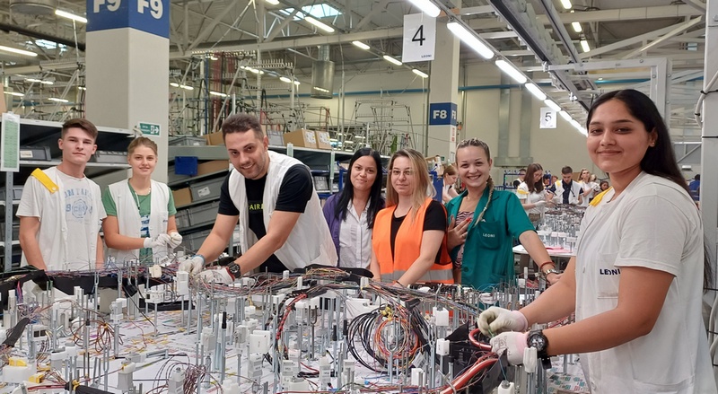 LEONI u fabrici u Malošištu zapošljava radnike u proizvodnji