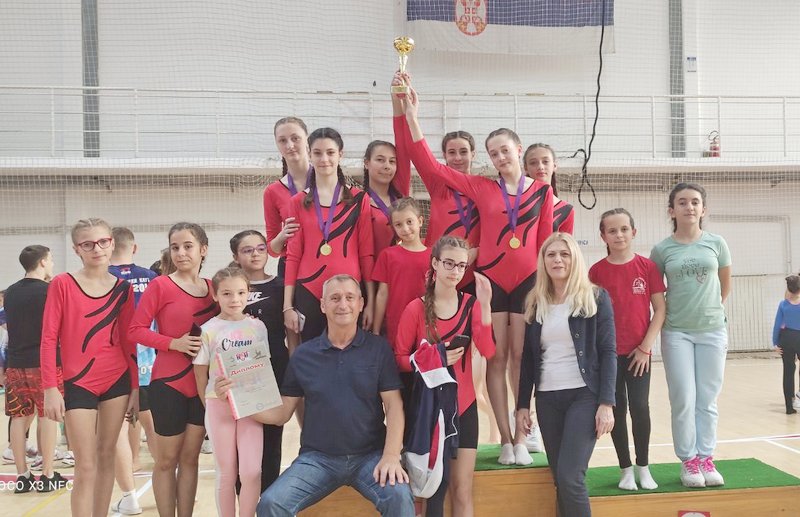 Gimnastičarke iz leskovačkog kluba “Kolut” idu na državno prvenstvo
