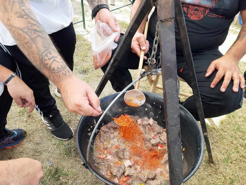 Preukusni gulaš molerske družine iz Vranja koji pobeđuje na takmičenjima