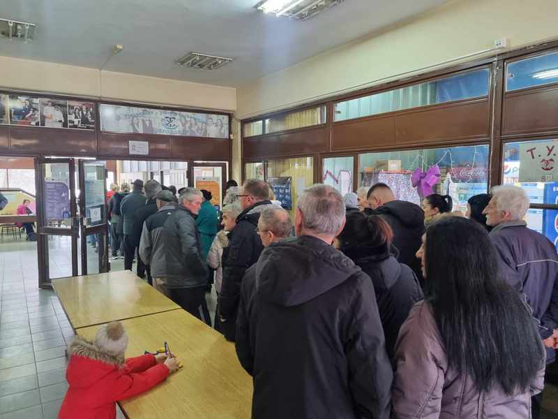 CRTA: Do 13 sati u Srbiji glasalo 26,6 posto birača