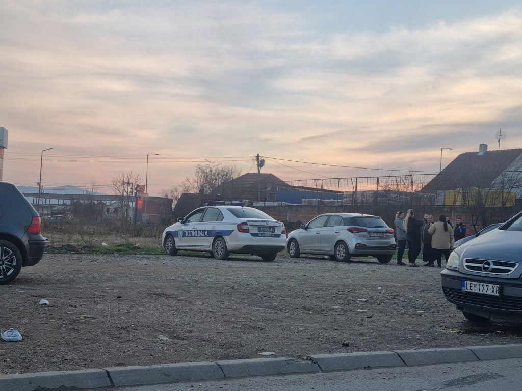 Na parkingu restorana u Leskovcu nađeno telo žene