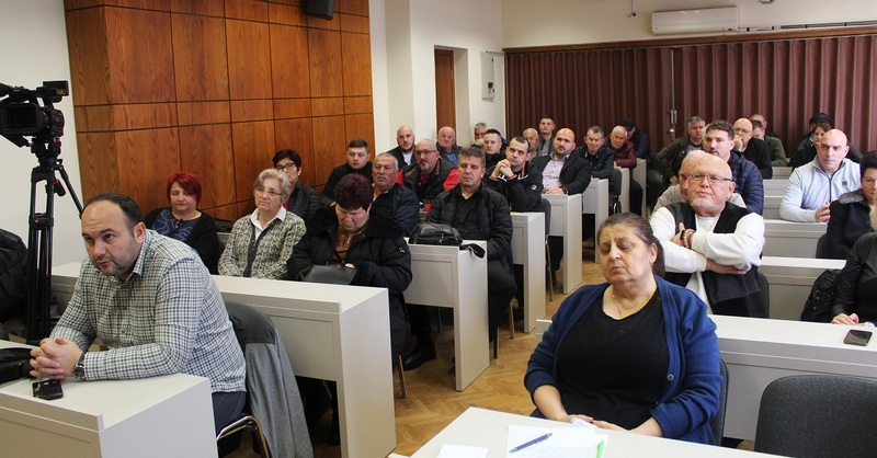 Uručeno još 49 ugovora za energetsku sanaciju kuće i stanova u Vlasotincu