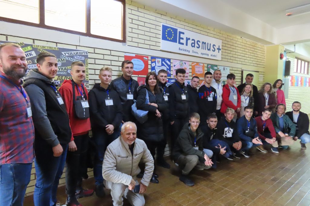Učenici pirotske Tehničke škole u Erazmus plus projektu sa đacima iz Valandova