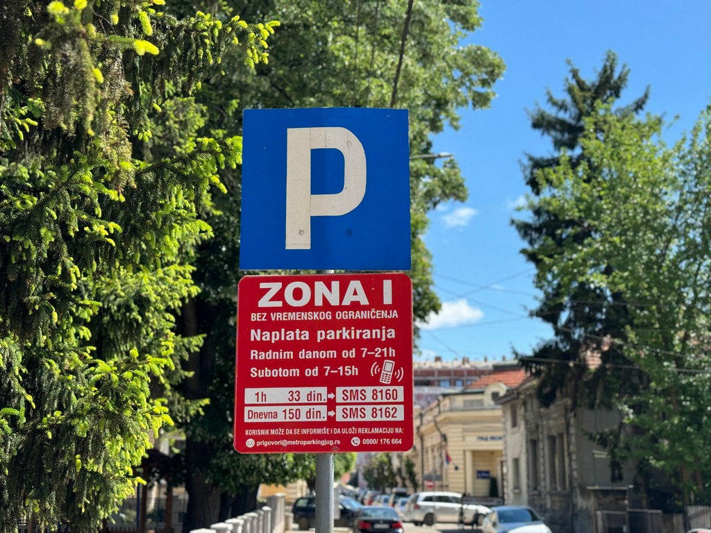 Besplatan parking u Leskovcu povodom praznika, redovna naplata od 7. maja