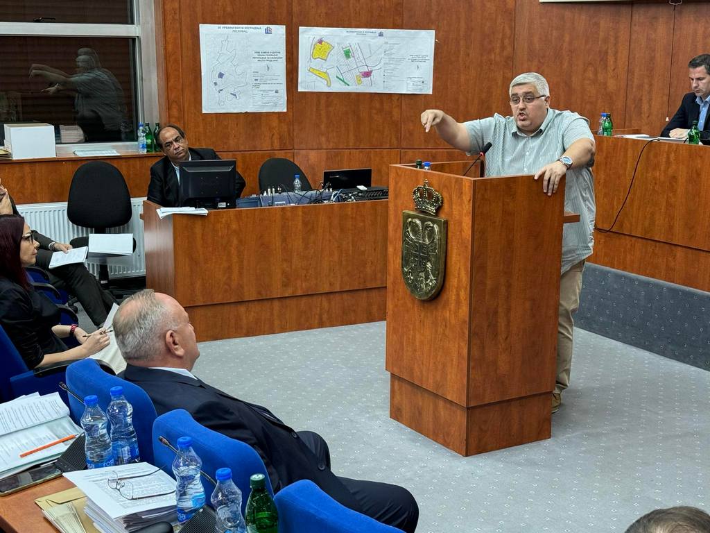 Sina pomoćnika gradonačelnika Perice Gavrilovića povezuju sa aferom atarski putevi u Leskovcu (video)