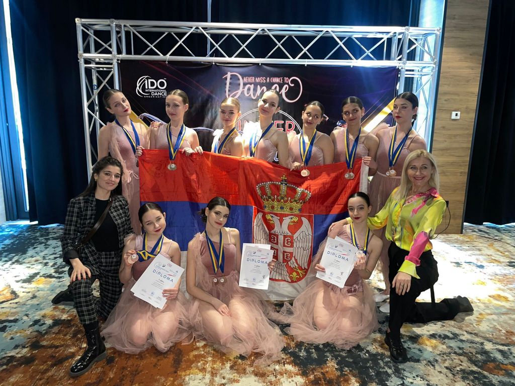 Balerine „Avangarde“ donele u Leskovac brojne nagrade sa međunarodnog takmičenja u Sarajevu