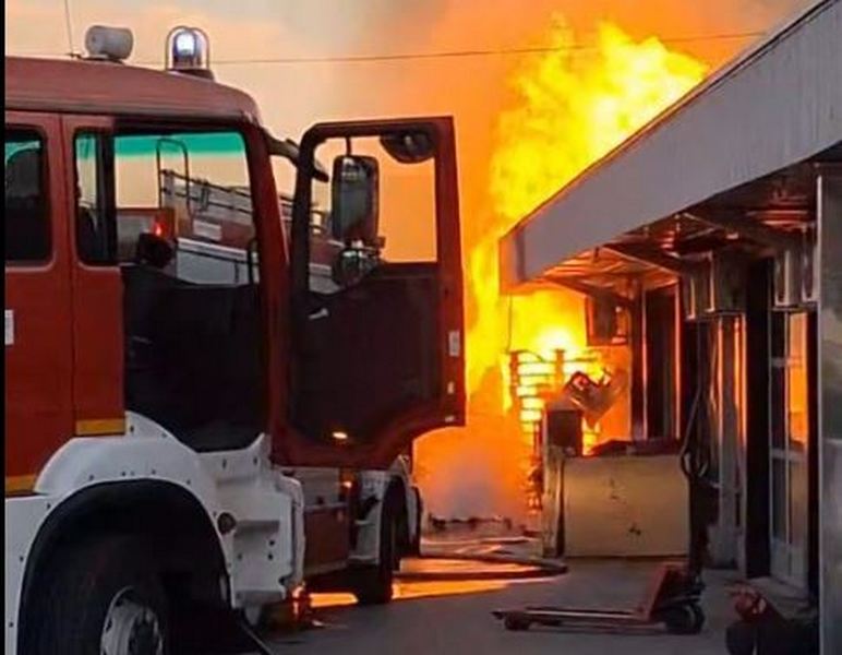 Radnik zadobio povrede u požaru u supermarketu “Mere”