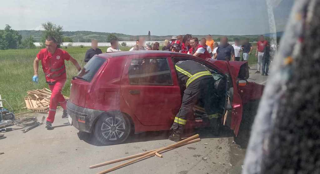 Preminuo vozač automobila iz sudara na ulazu u Leskovac