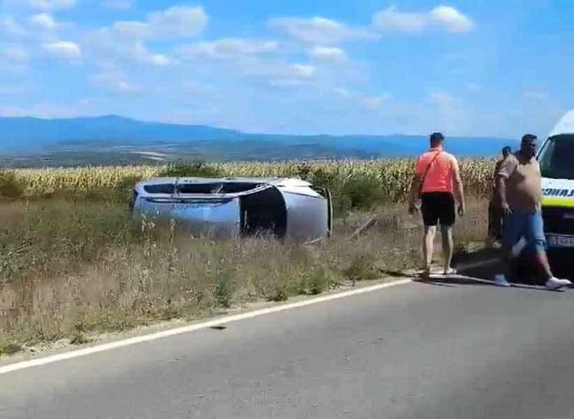 Teško povređeno dete (4) i još dve žene u udesu kod Leskovca (video)