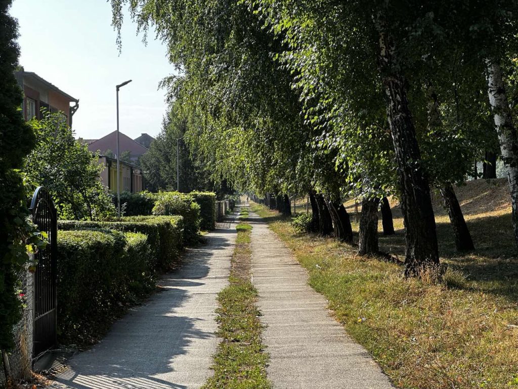 Počinje uređenje šetačkih staza pored Keja, od Ljubavnog do Železničkog mosta